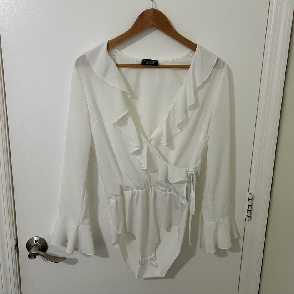 Zara | White Ruffle V-Neck Long Sleeve Bodysuit Blouse Top With Tie | Size Small